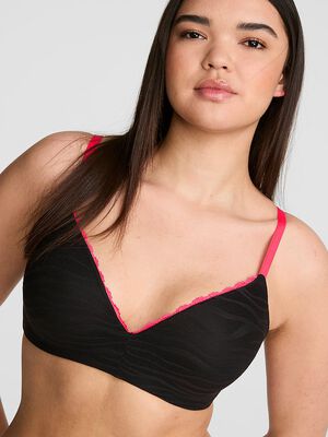 Wear Everywhere&trade; Lightly Lined Wireless Bra