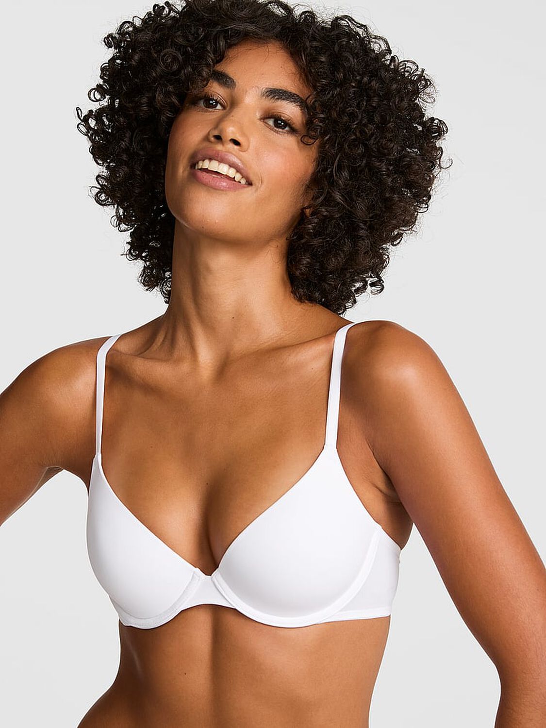 vs Pink Wear Everywhere Wear Everywhere&trade; Lightly Lined Full Coverage T-Shirt Bra White 1 of 2 