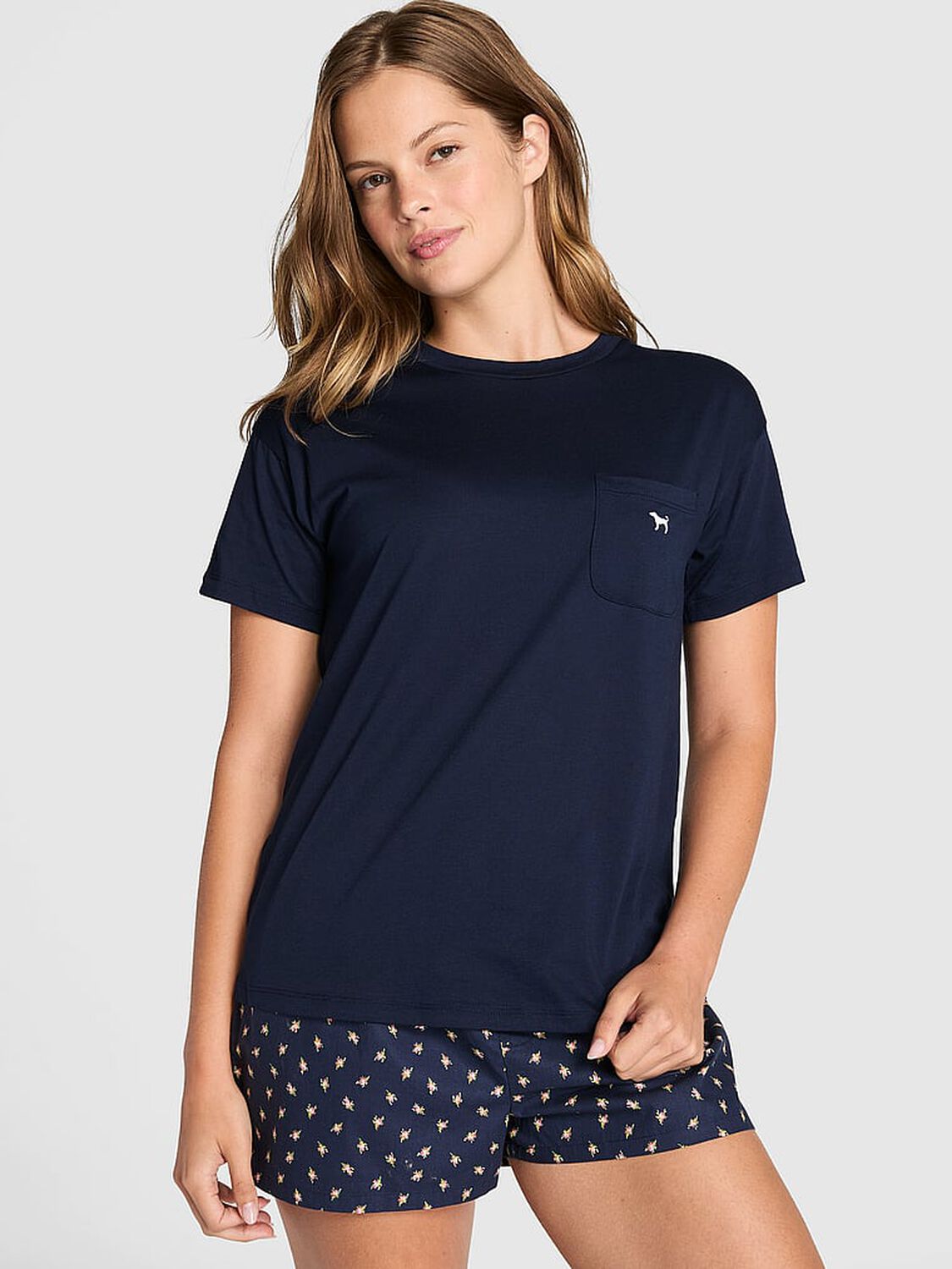 vs Pink Light As Air Jersey Pocket Tee Noir Navy 1 of 3 