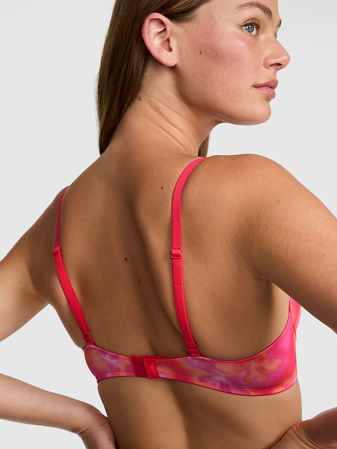 vs Pink Wear Everywhere Wear Everywhere&trade; Push-Up Bra Candy Pink Hibiscus Print 2 of 2 
