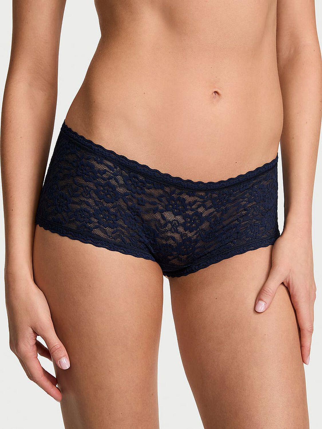 vs The Lacie Lace Low-Rise Boyshort Noir Navy 1 of 2 