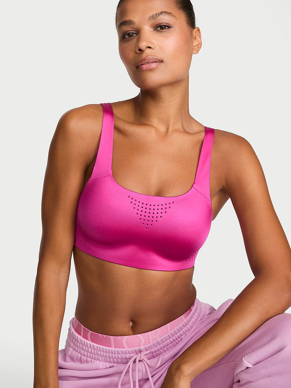 vs Vsx VSX Featherweight&trade; Max GlossyTech Sports Bra Pink Fire 1 of 4 