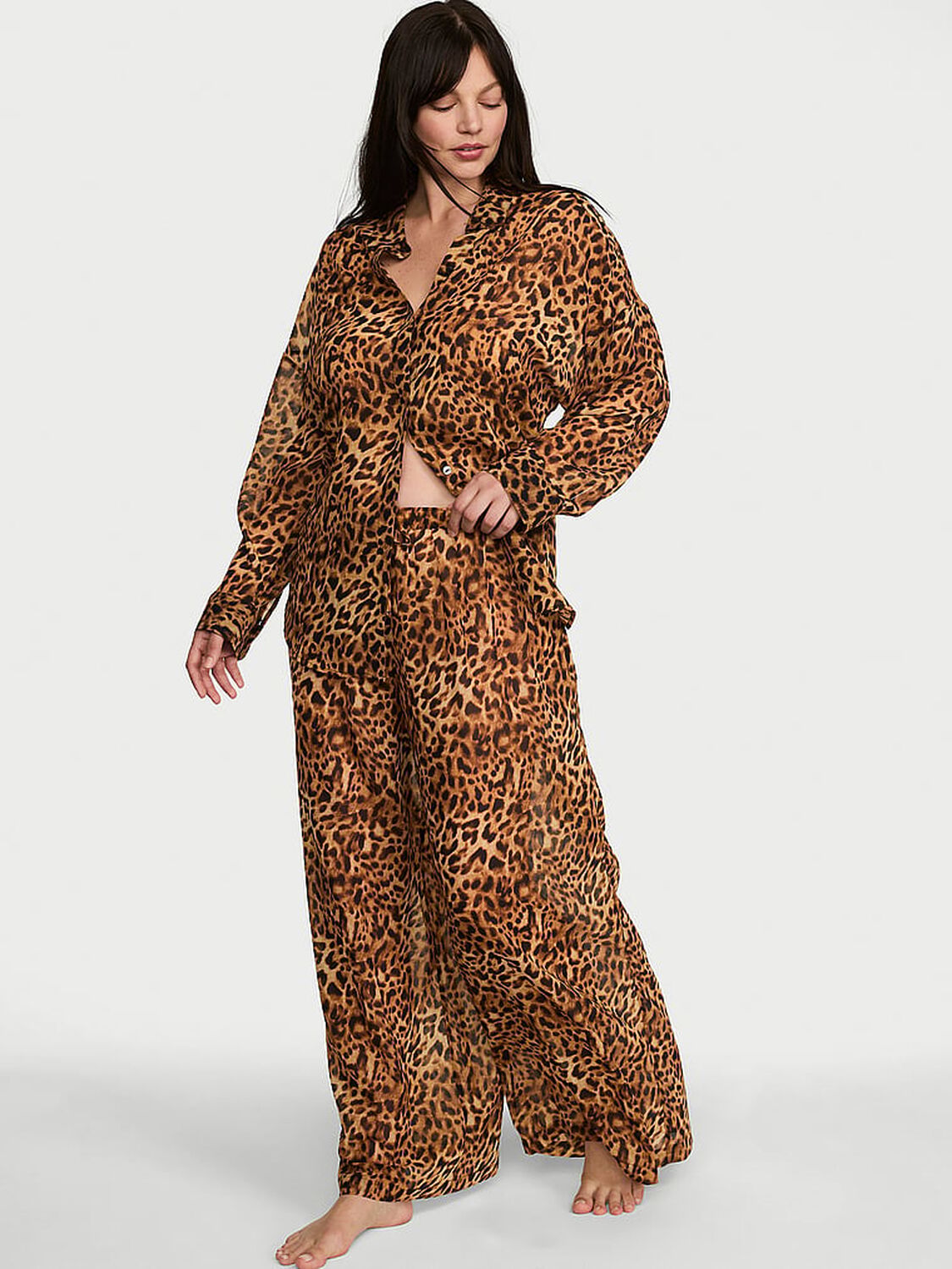 vs Victoria's Secret Chiffon Pleated Pant Leopard 1 of 3 