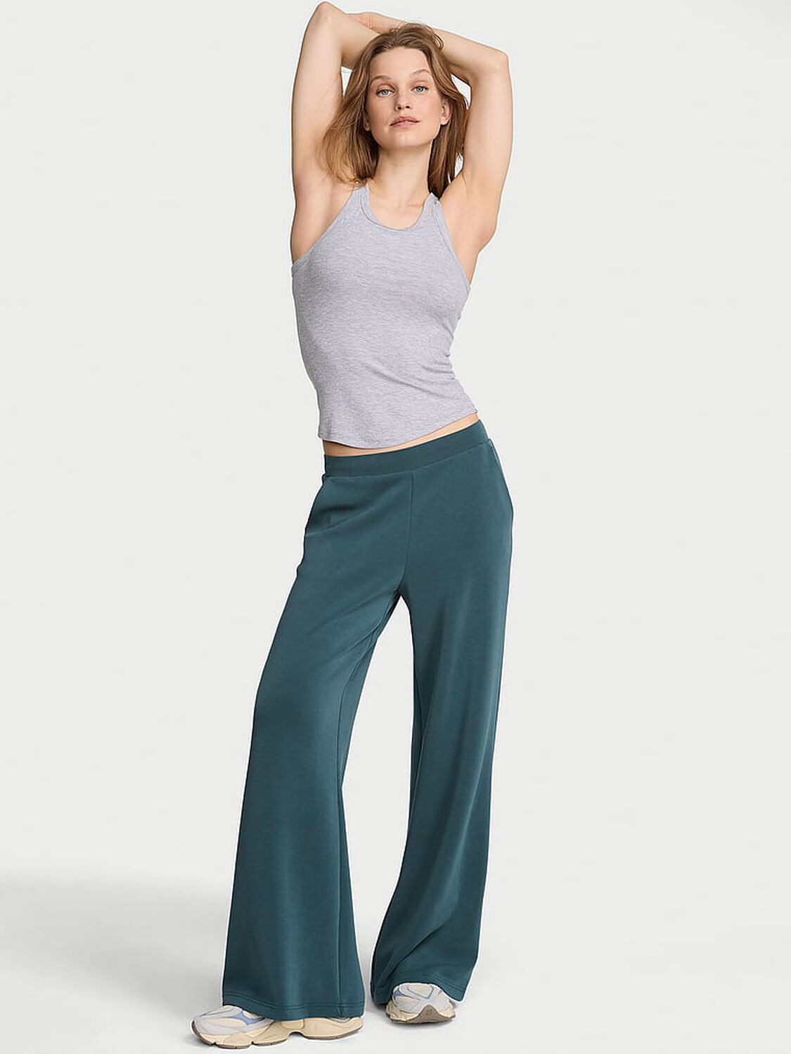 vs Vsx Featherweight Knit Wide-Leg Pant 1 of 2 