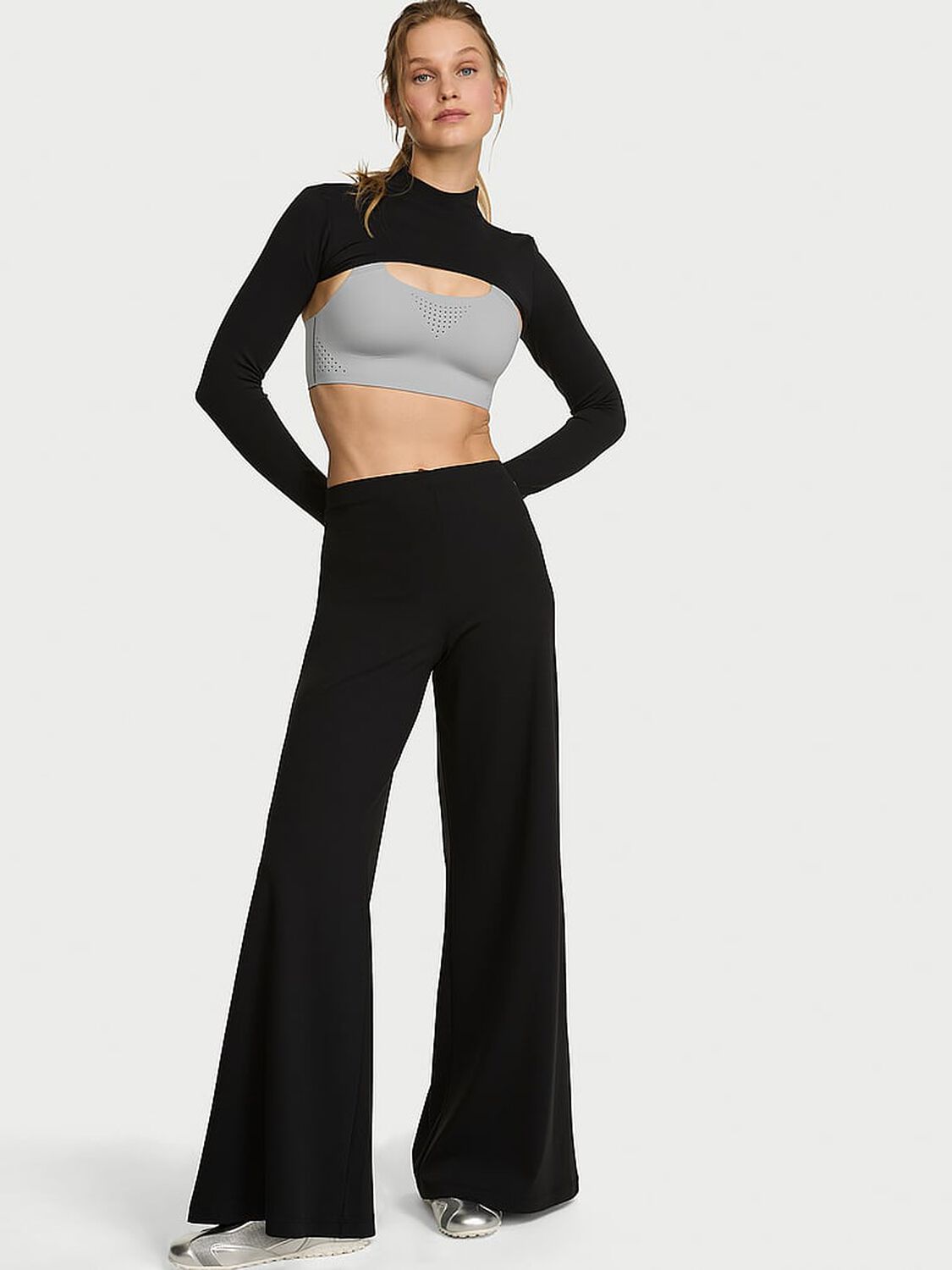 vs Vsx VSX Elevate&trade; Ultra Wide-Leg Pant Black 1 of 3 