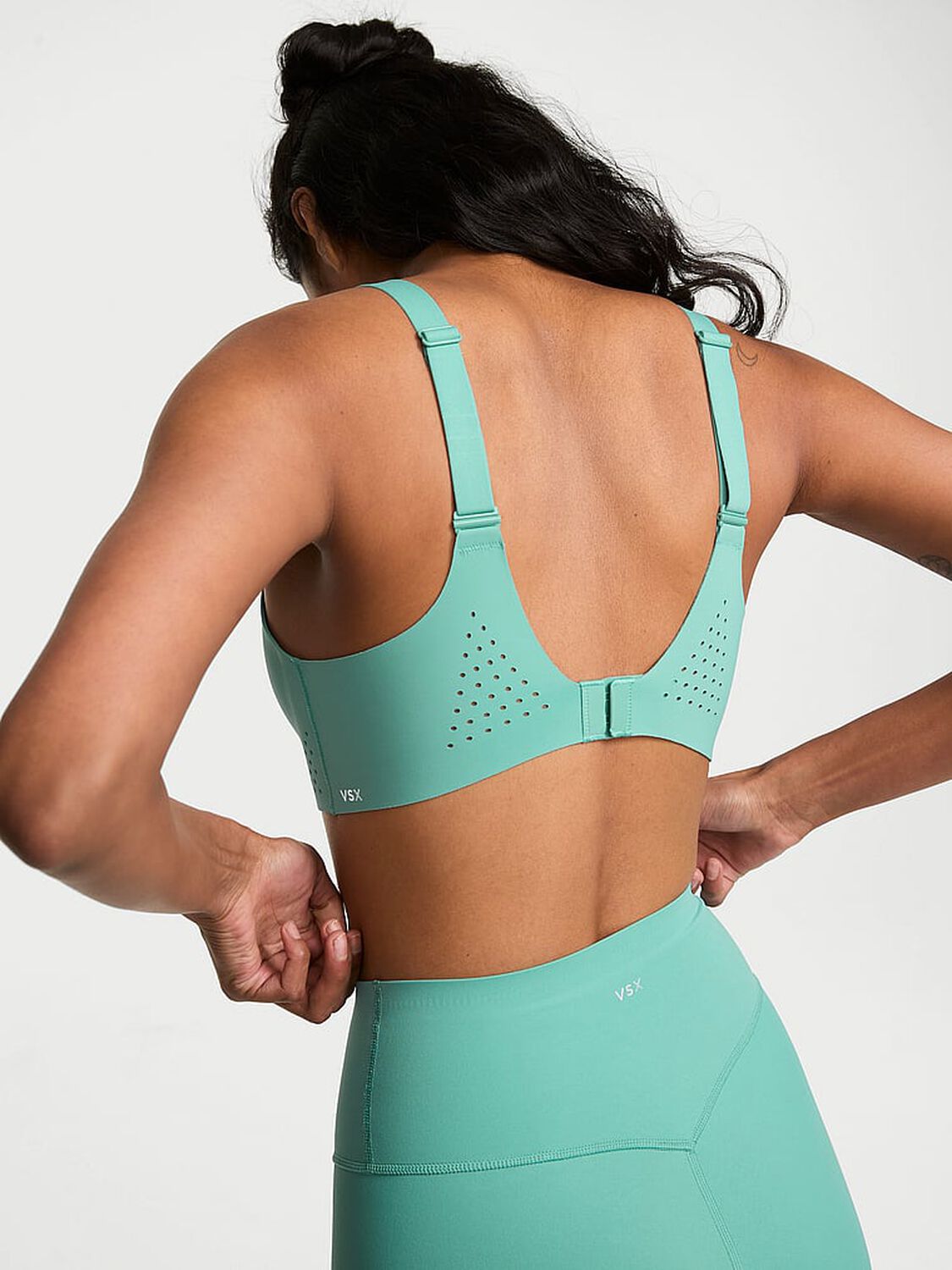 vs Vsx VSX Featherweight&trade; Medium V-Neck Sports Bra Dusty Turquoise 2 of 3 