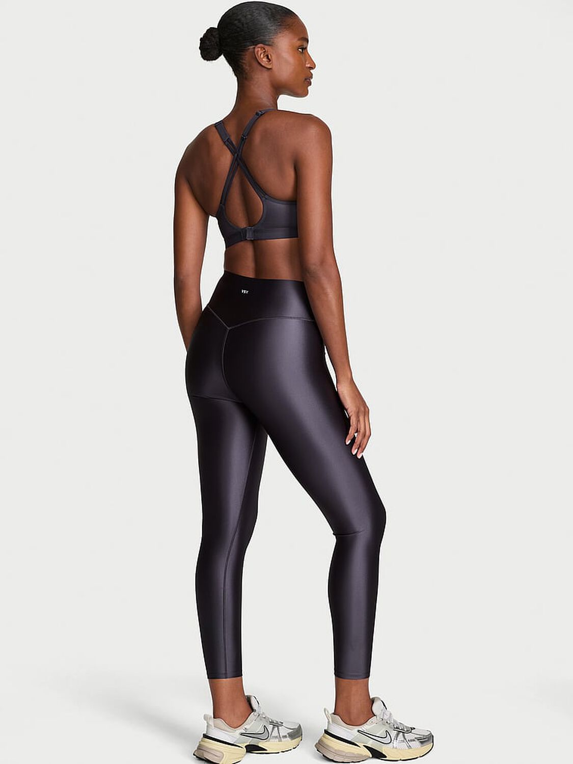 vs Vsx VSX GlossyTech&trade; Legging Night Shimmer 2 of 3 