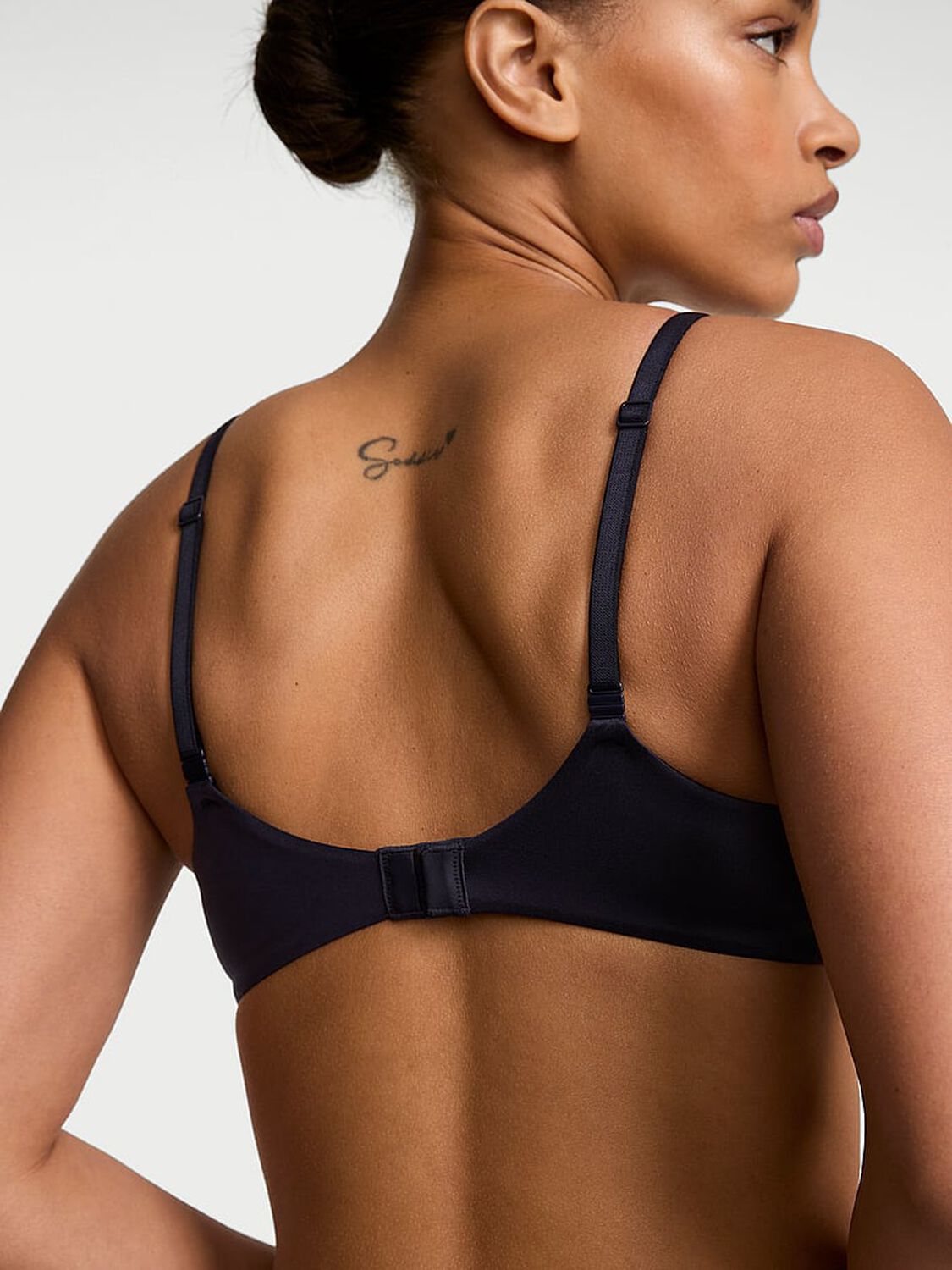 vs Body By Victoria Perfect Shape Smooth Push-Up Bra Soiree 2 of 3 