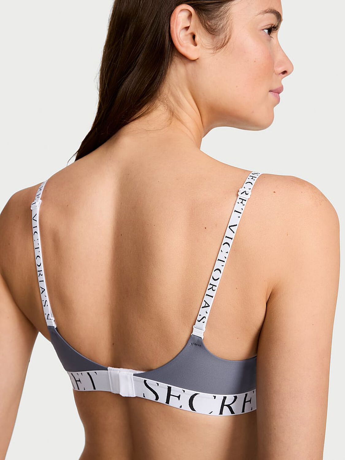 vs The T-Shirt The CoolBra&trade; Lightly Lined Demi Black Pearl 2 of 2 