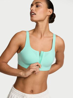 Featherweight Max&trade; Front-Close Sports Bra