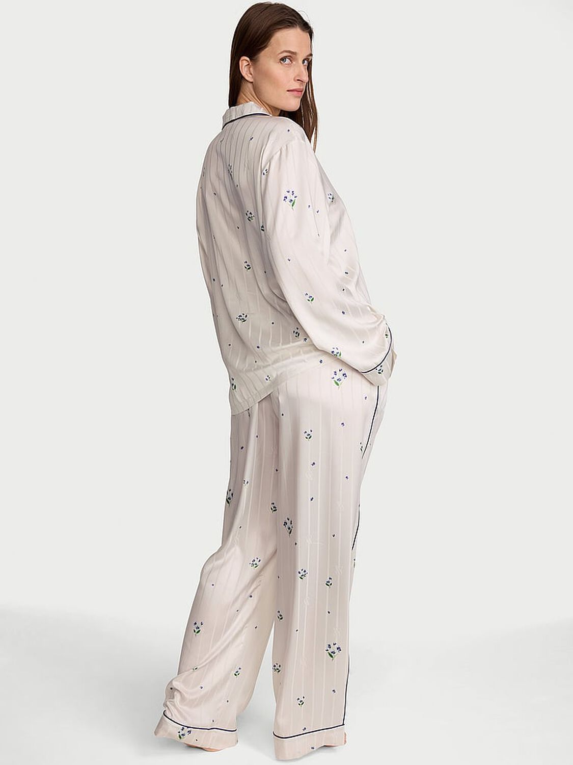 vs Victoria's Secret Signature Satin Long Pajama Set Coconut White Floral 2 of 3 