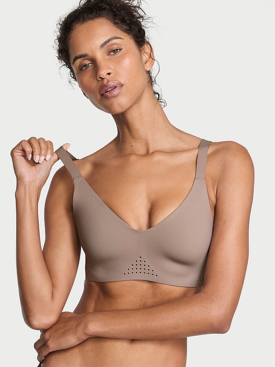 vs Vsx VSX Featherweight Medium&trade; Sports Bra Bare Taupe 1 of 3 