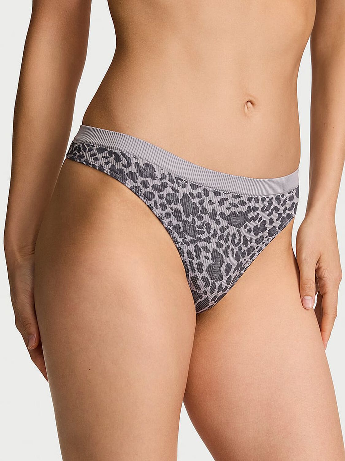 vs Seamless Seamless Leopard Rib Thong Panty Leopard 1 of 2 