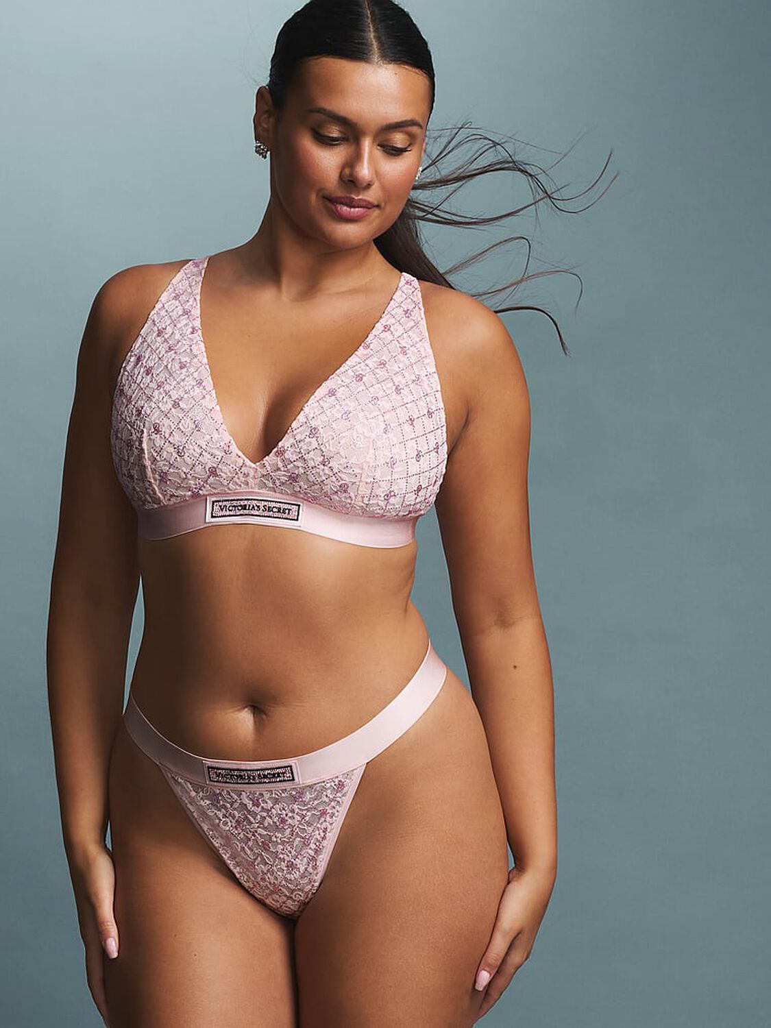 vs The T-Shirt Lace Shine Logo Wireless Plunge Bralette Angel Pink 4 of 4 