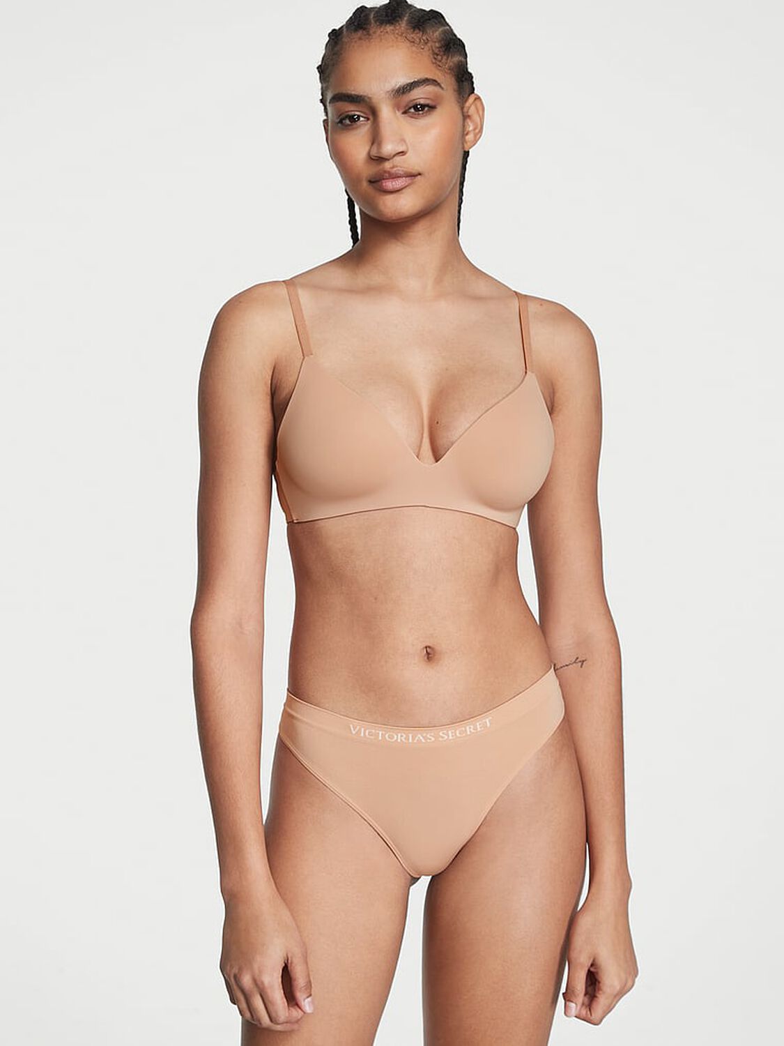 vs Seamless Seamless Thong Panty Praline 1 of 3 