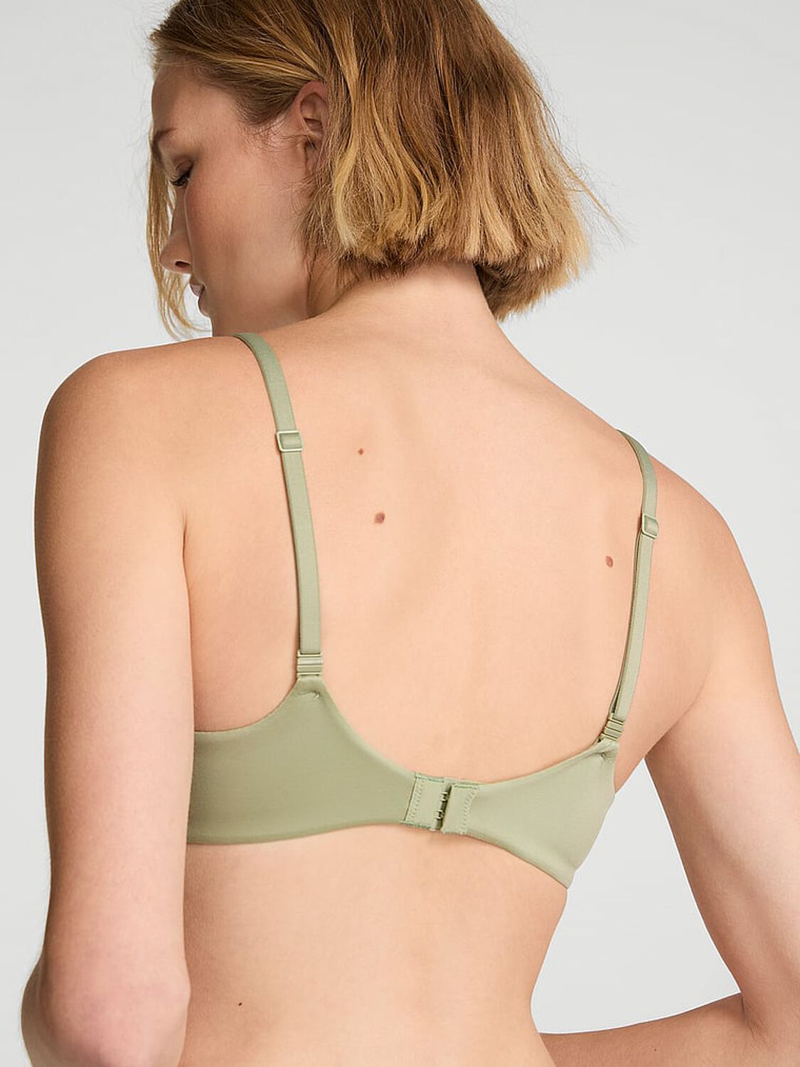 vs Body By Victoria Lightly Lined Full-Coverage Bra Fall Sage 2 of 3 